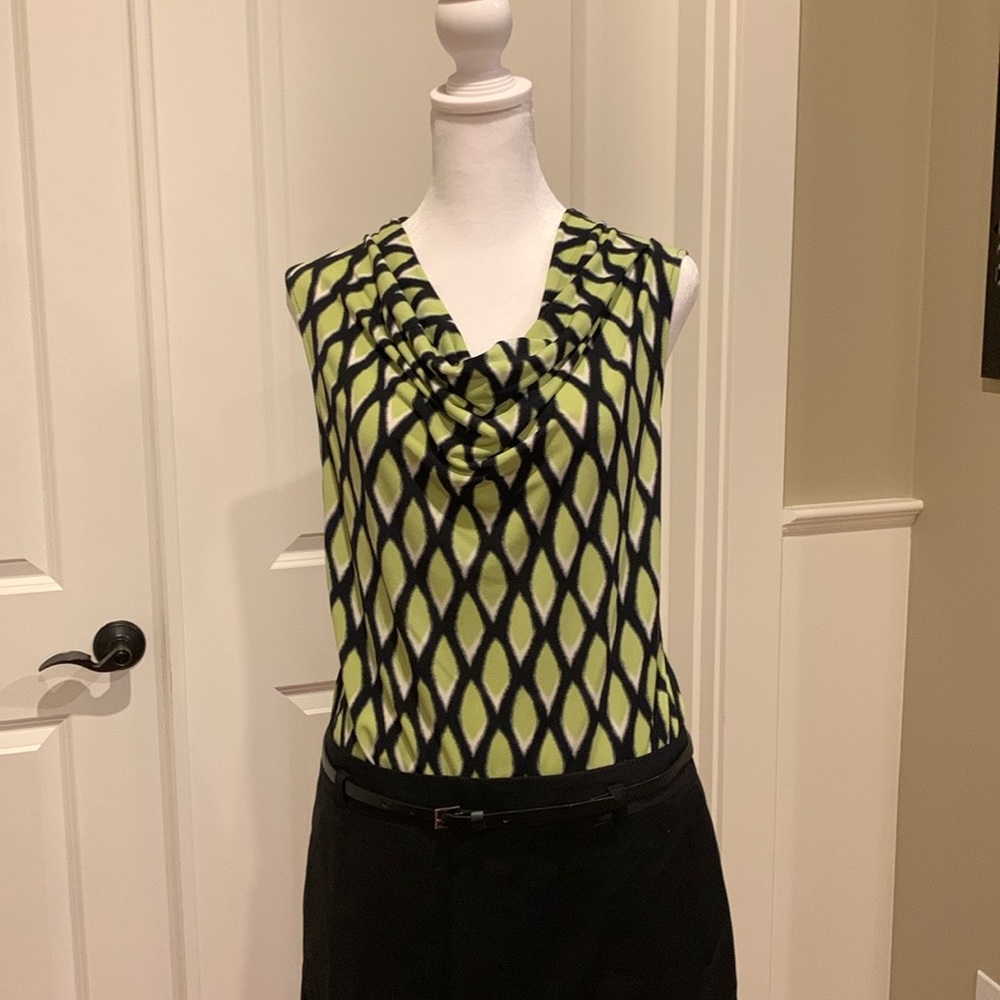 Jones Studio Sleeveless Lime and Black Blouse